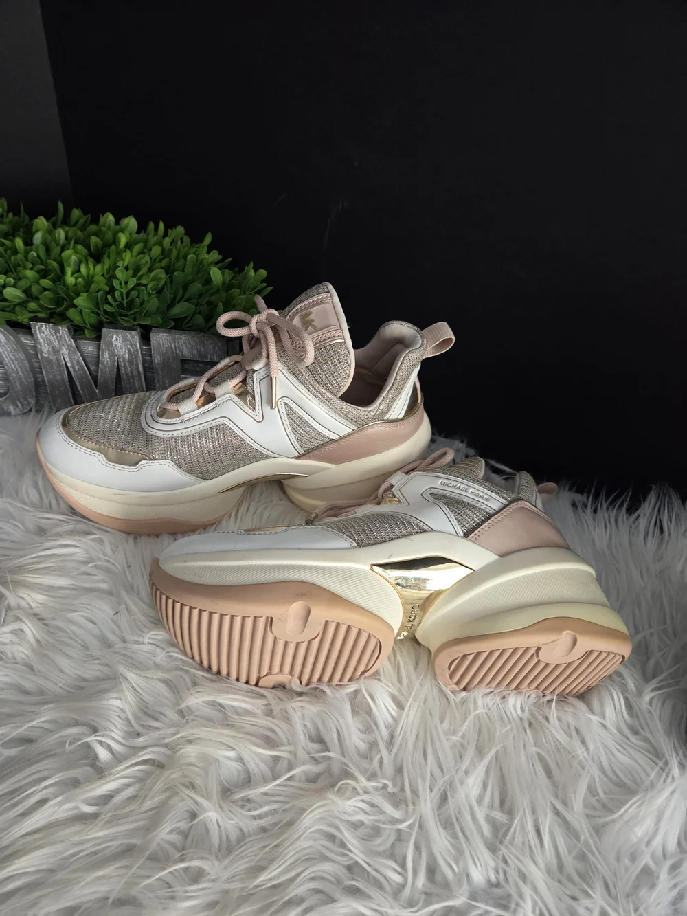 Michael Kors Olympia Women's Pink, White, Gold Platform Trainer Sneakers. Size 9